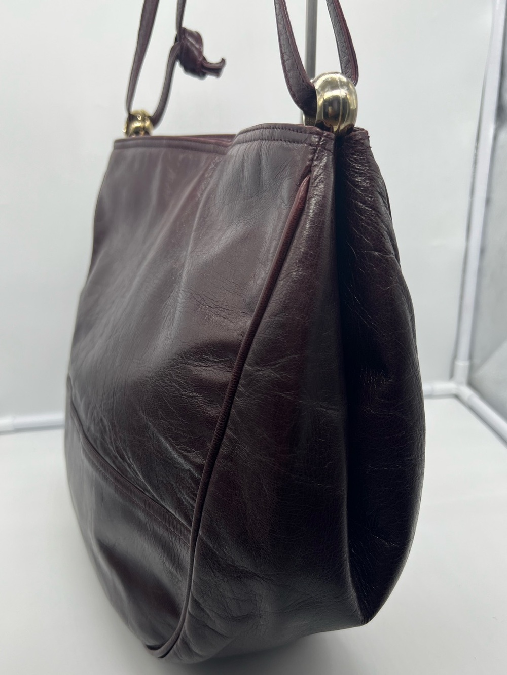 BOTTEGA VENETA VINTAGE Oxblood Red Smooth Leather Double Strap Shoulder Bag Hobo - Picture 7 of 17